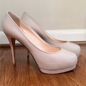 Giuseppe Zanotti Ivory Leather Platform Pumps Made in Italy EU 40.5
